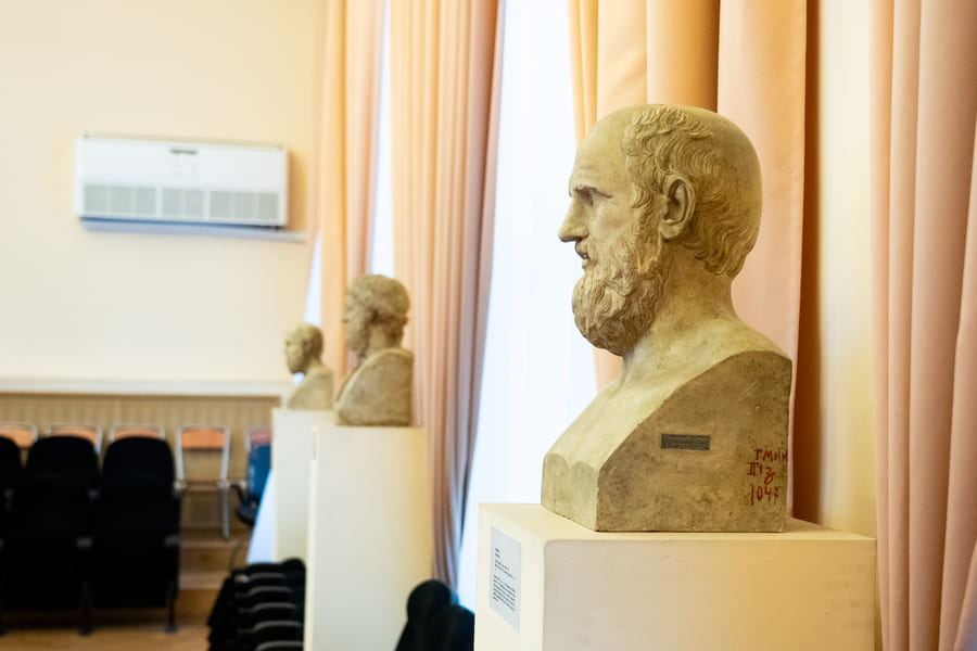Преподаватели РГГУ — эксперты в своих областях